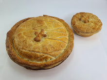 Load image into Gallery viewer, Chicken, Mushroom &amp; Leek Pie
